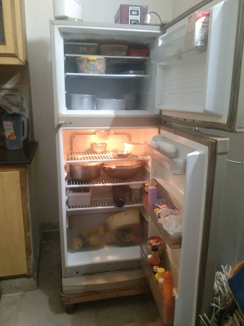 dawlance fridge medium 4