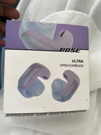Bose ultra Earbuds brand new condition