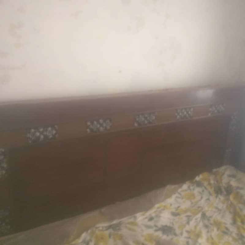 Bed And table 0