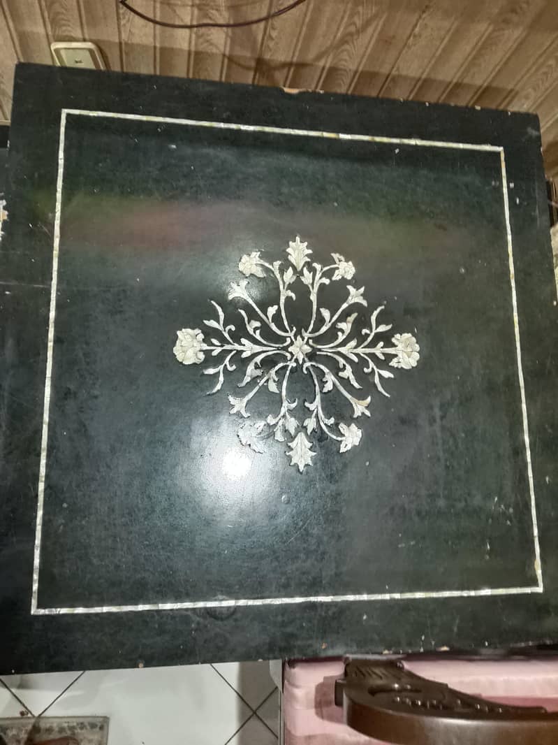 center table 0