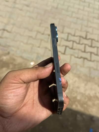 I phone 13 pro max non pta