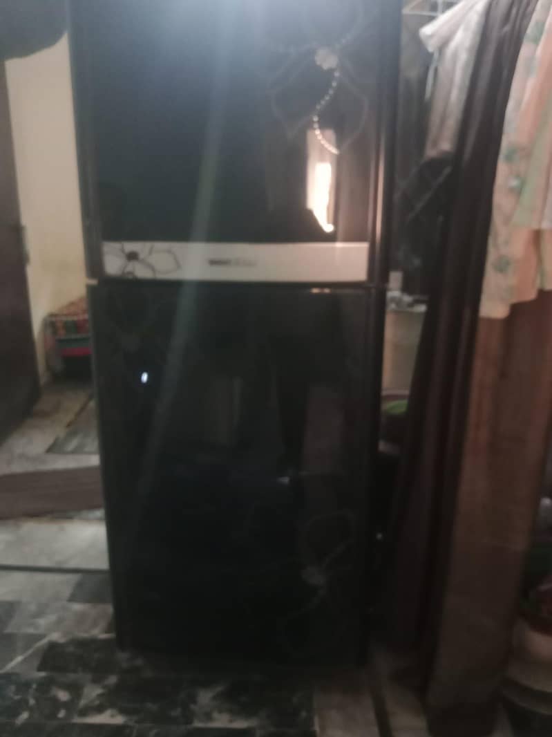 refrigerator 0
