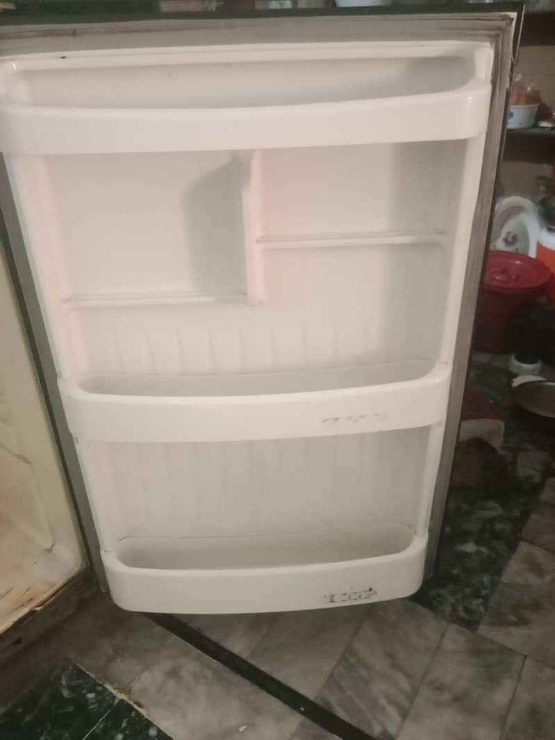 refrigerator 5