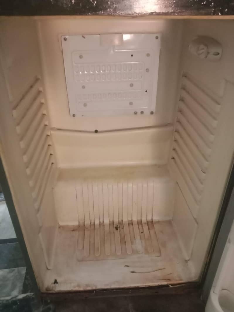 refrigerator 6