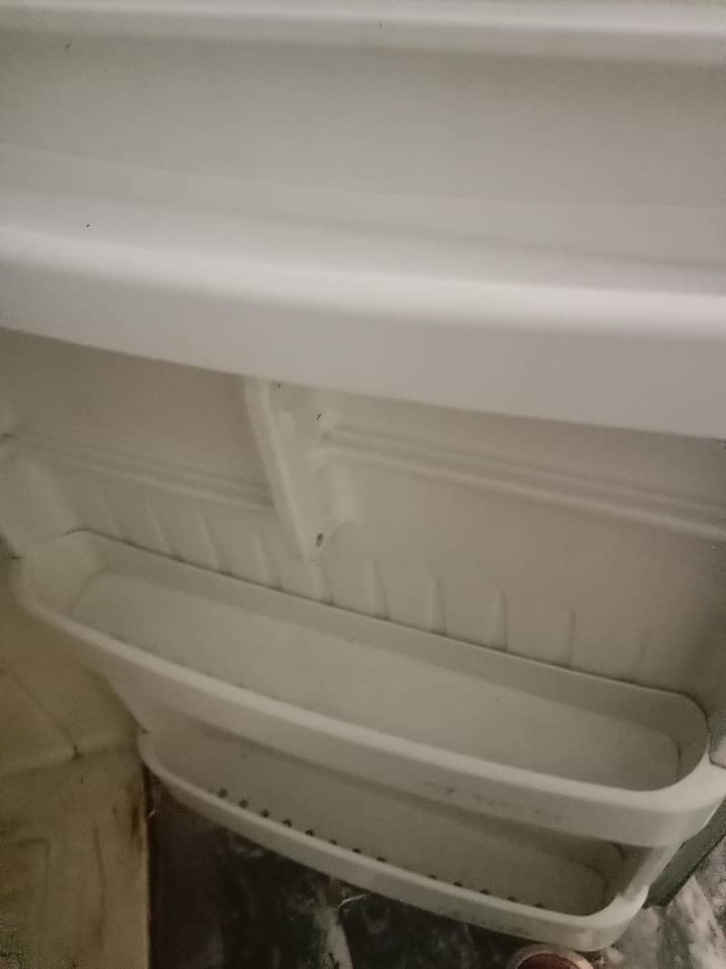 refrigerator 7