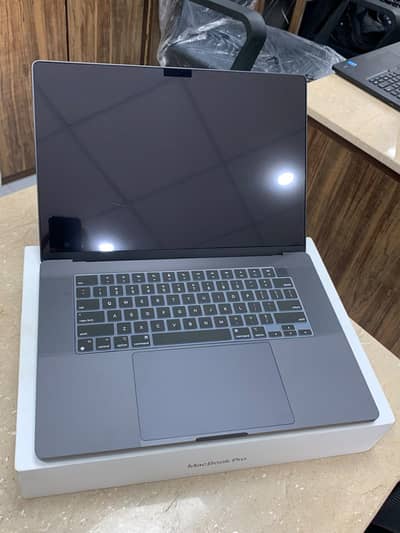 MacBook M5 pro