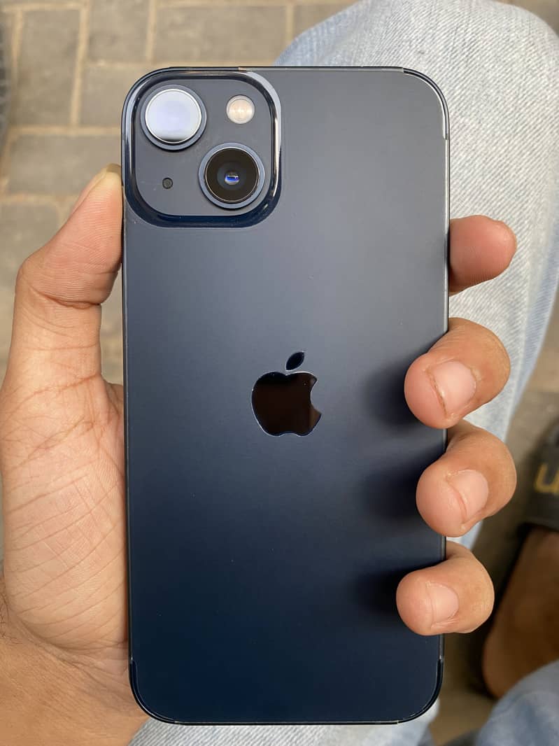 Apple iPhone 13 3