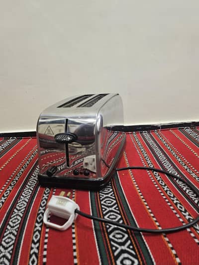 bread toaster