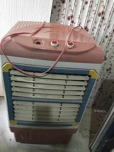 DC air cooler for solar