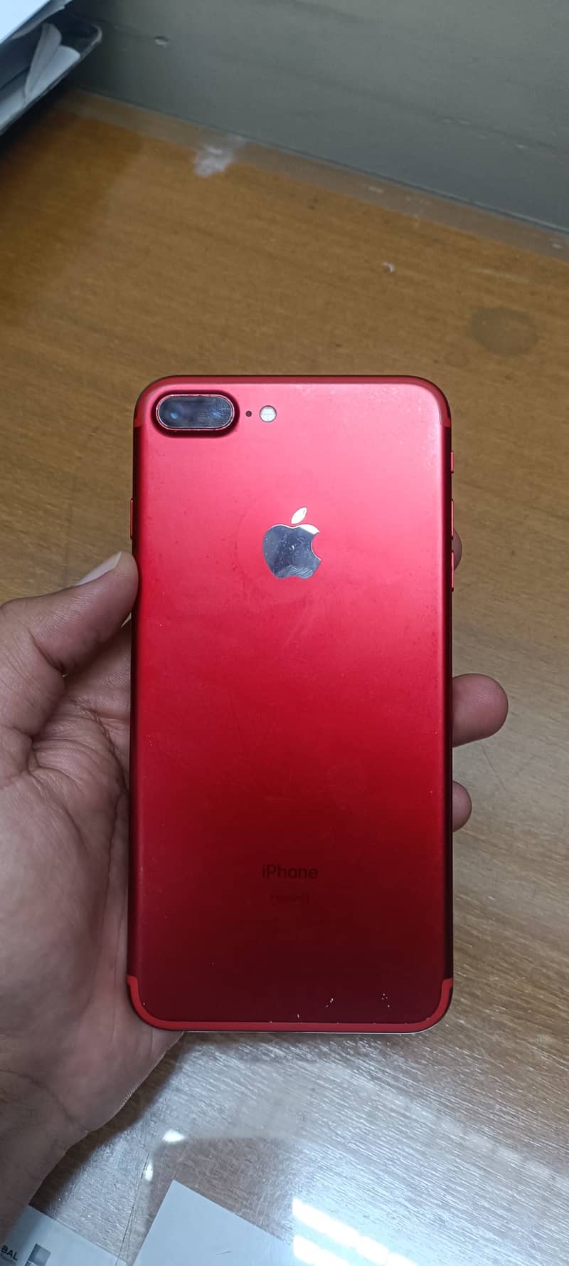 Apple iPhone 7 Plus 1