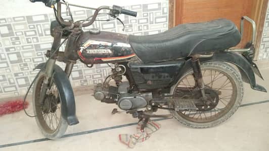 urgent sale Honda 1977 model