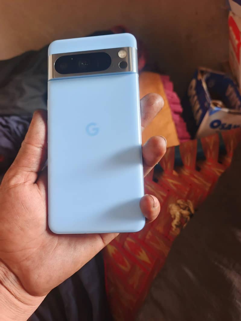 Google Pixel 8 Pro 2