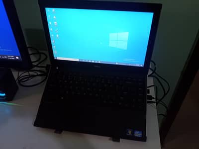 dell latitude 3330 i3 third gen 8 gb ram without SSD and hard