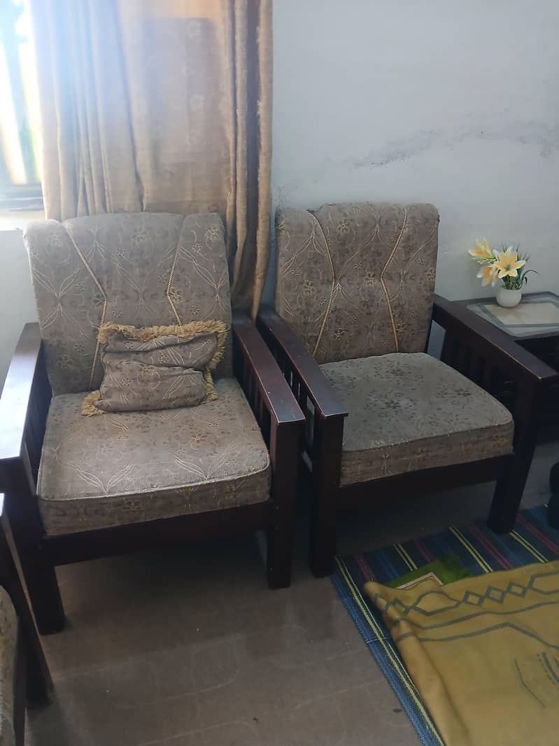 5 seater sofa 0