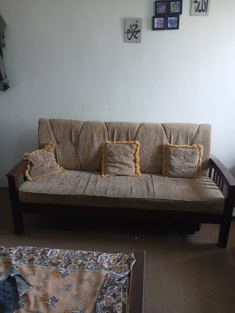5 seater sofa 4