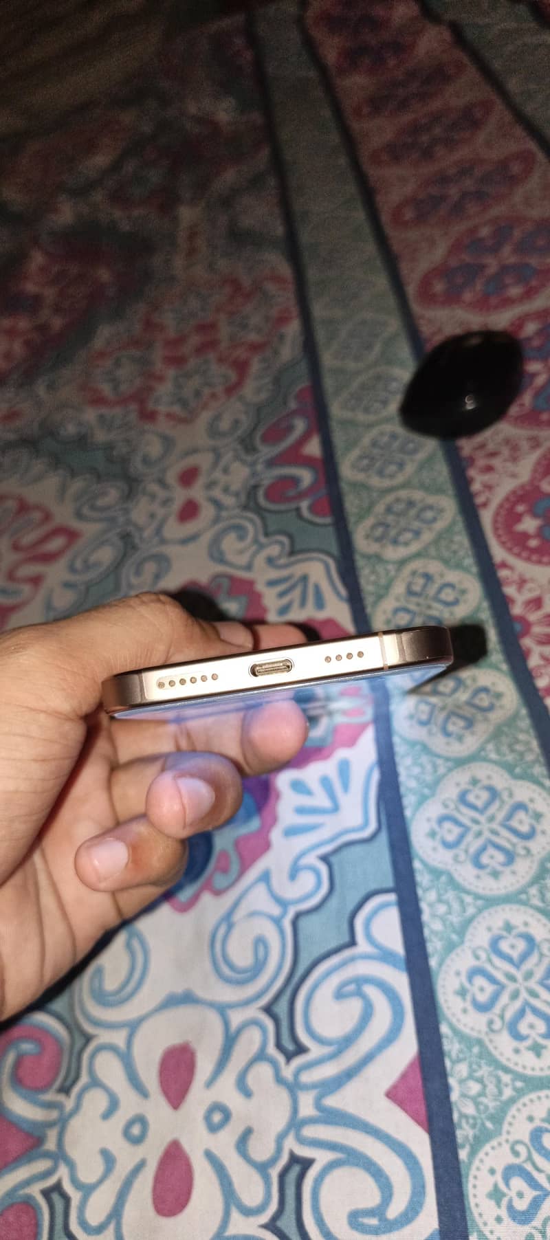 Iphone 16 pro max jv 3