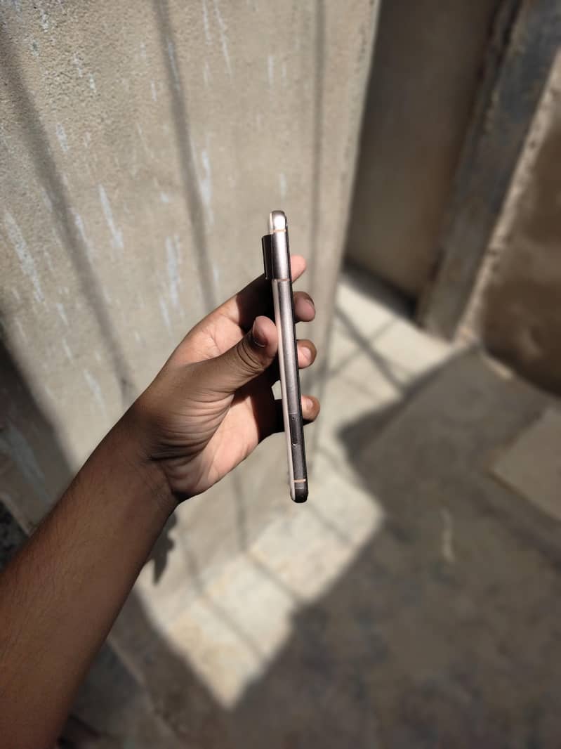 Google Pixel 8 2