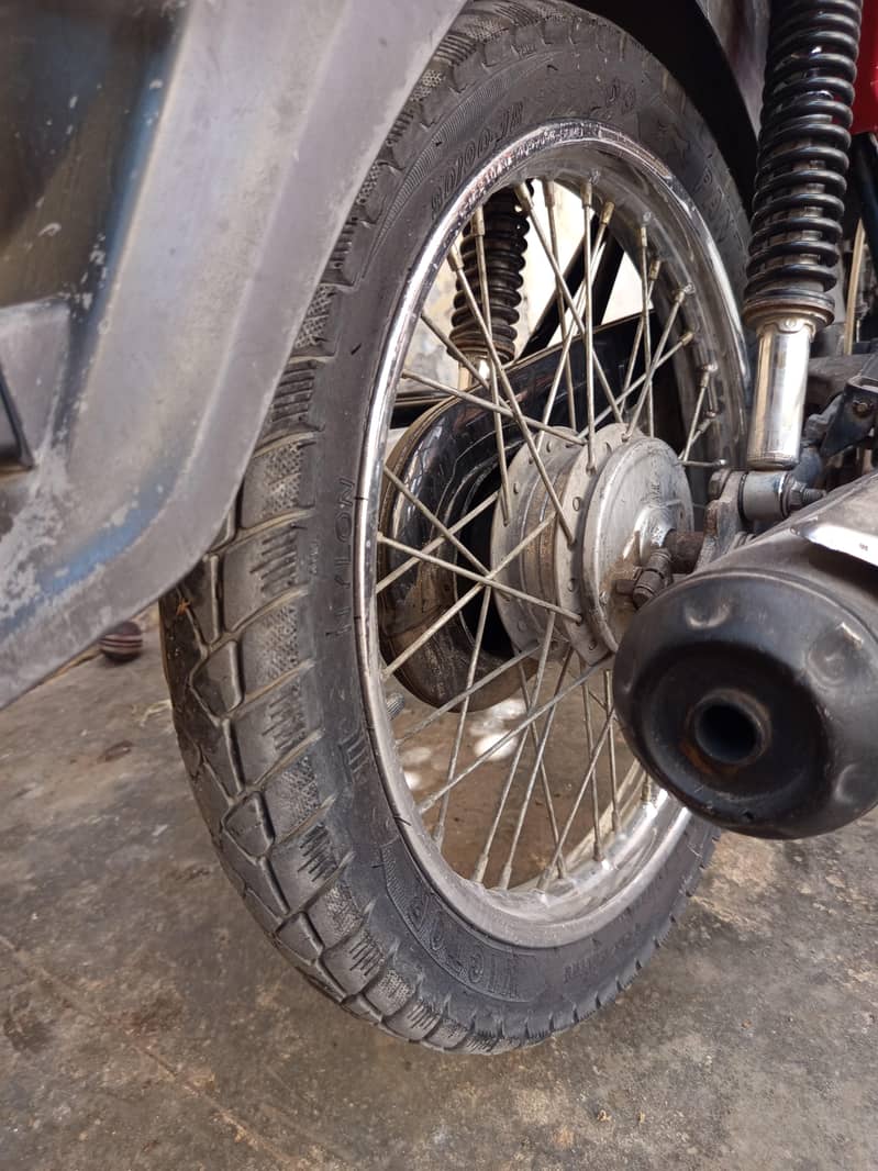 Honda prioder 100 cc 2