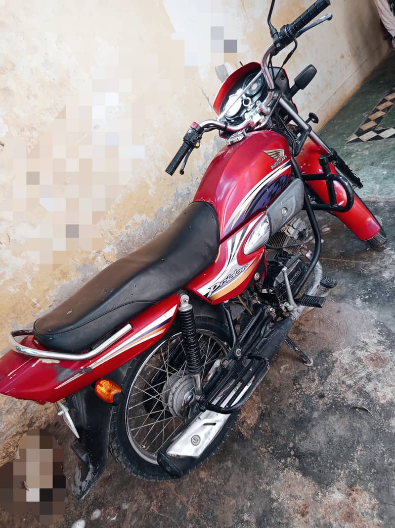 Honda prioder 100 cc 3