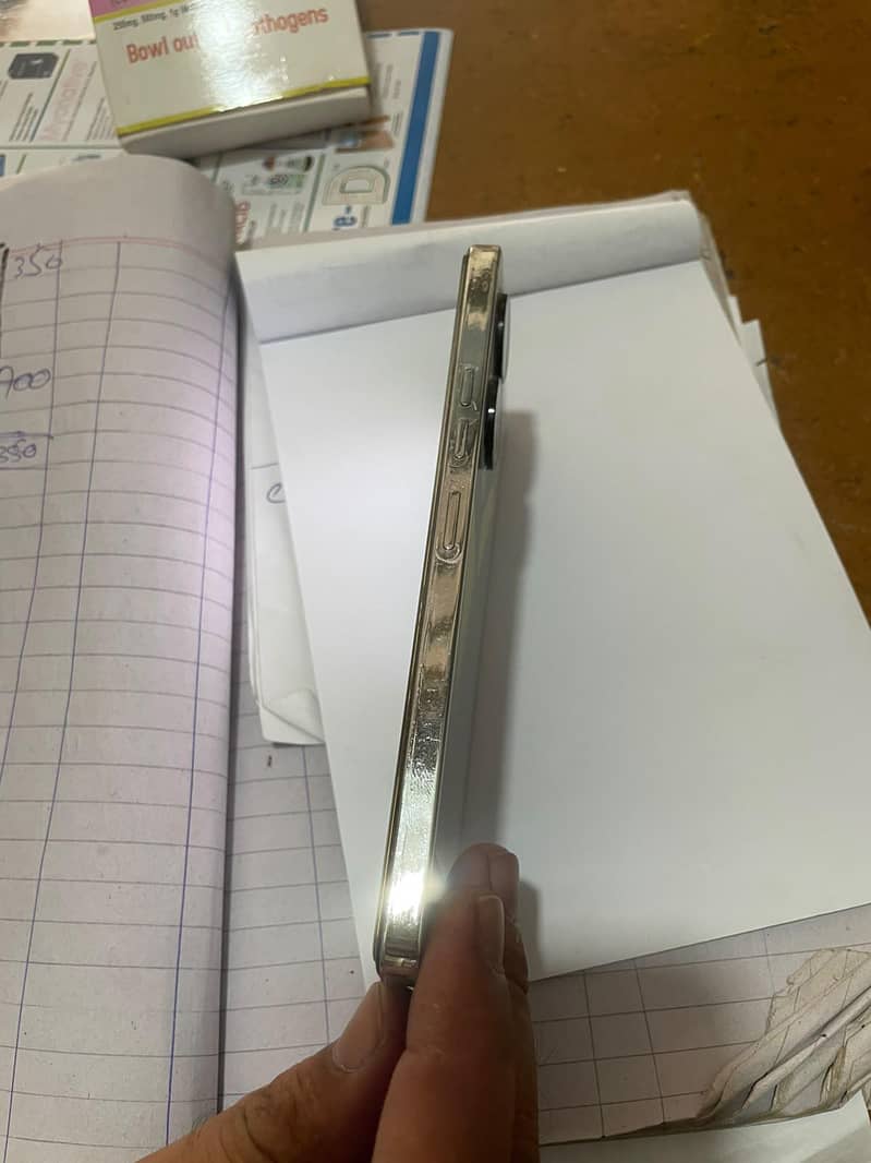 Tecno CAMON 20 4