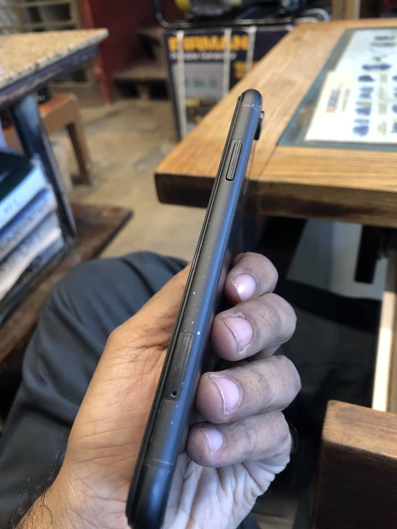 Iphone XR 4