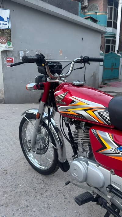 HONDA CG125 2025 MODEL 10/10