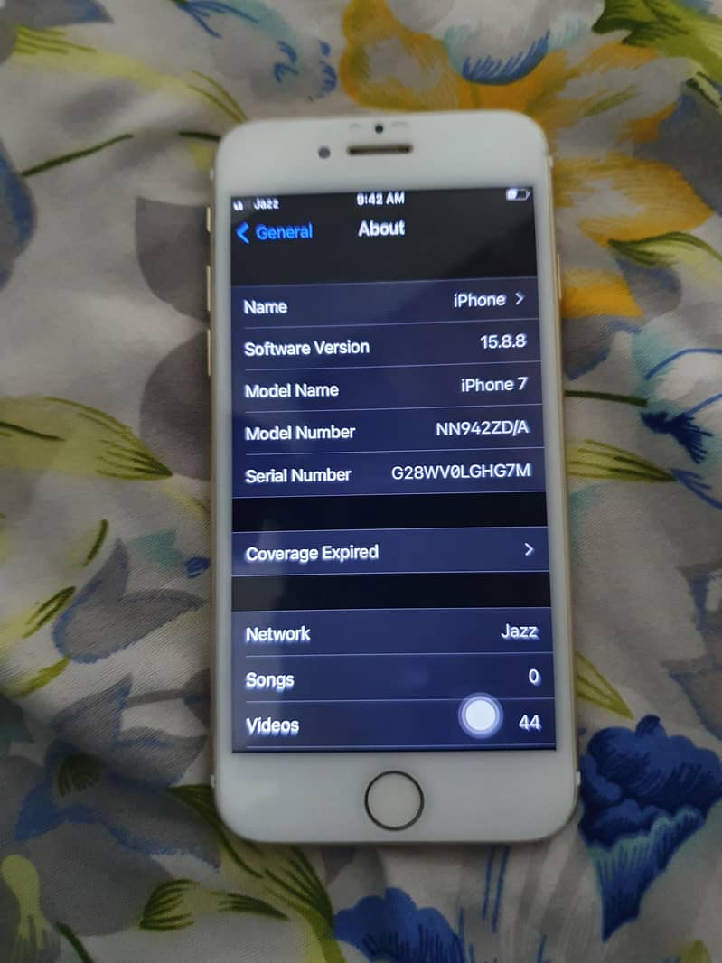 Apple iPhone 7 4