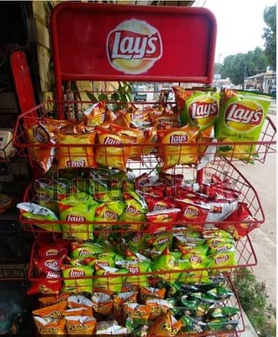 lays 6 trays brand new stand