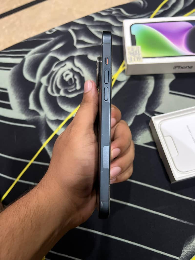Apple iPhone 14 plus 4