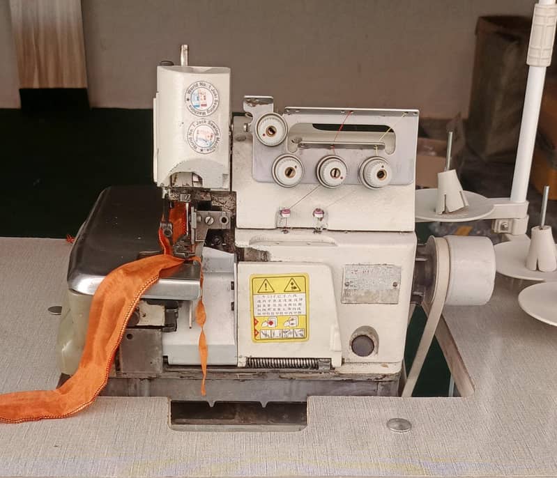 over lock machine 0