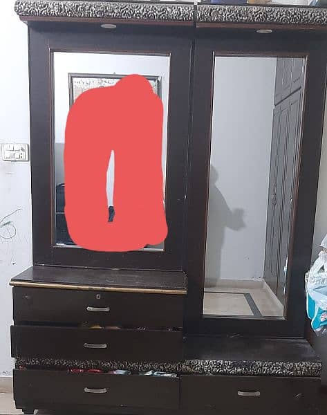 dressing table and showcase 3