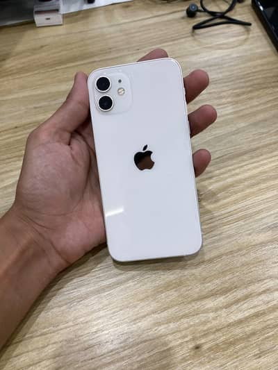 Apple iPhone 12