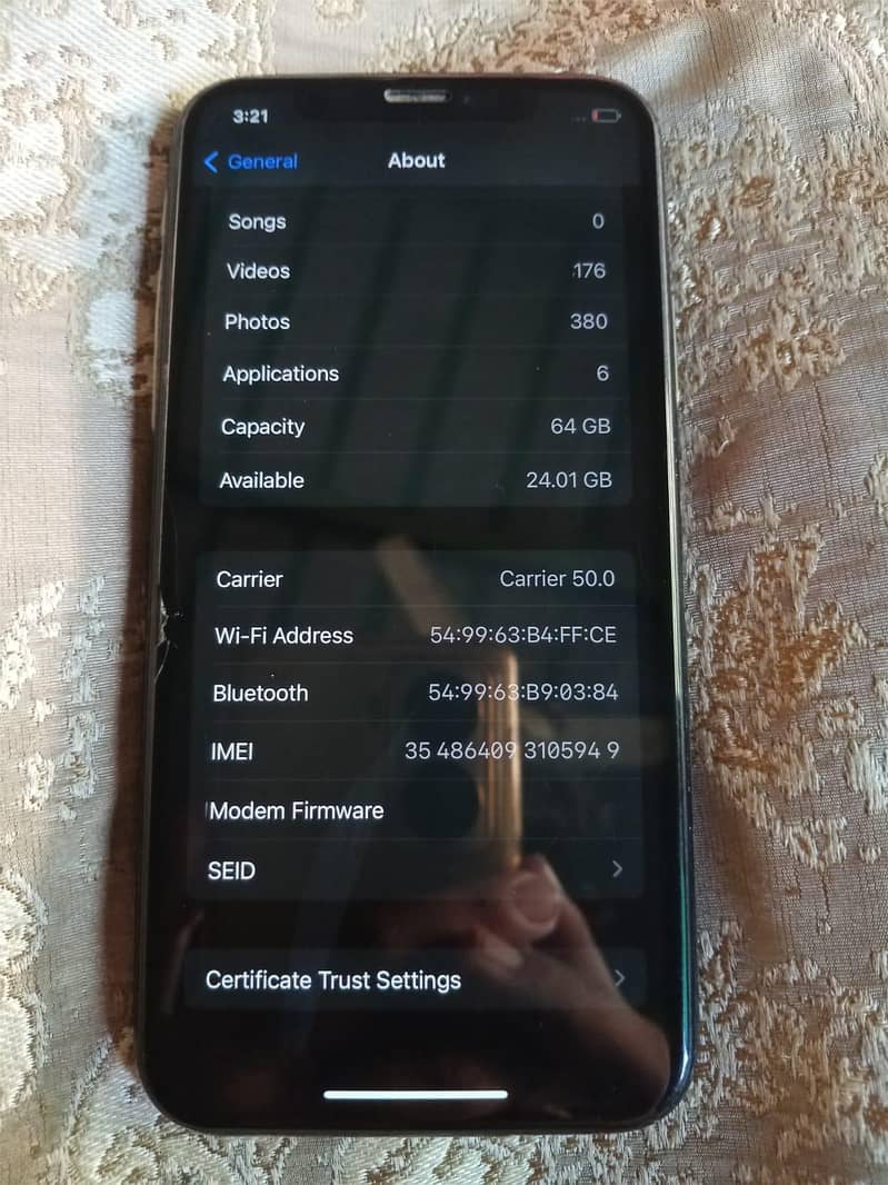 Apple iPhone X 4
