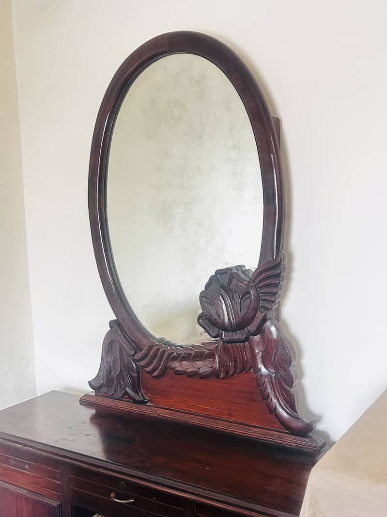 Dressing table 1