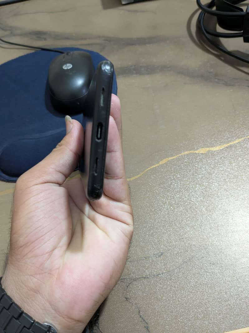 Google Pixel 4a 3