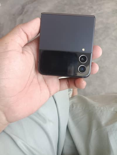 Samsung Mobile Z Flip 4