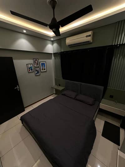 One bedroom apartment per day available Gulbug green Islamabad lukurya furnished apartment per day