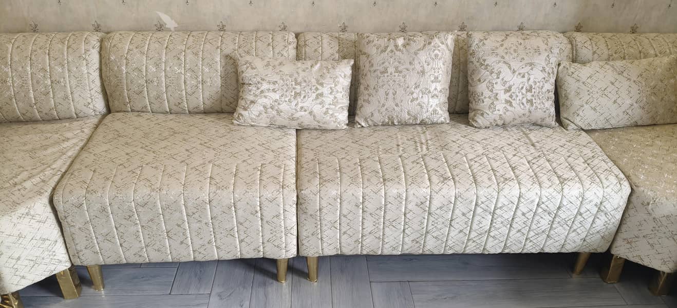 Imported L shape sofa set. 7