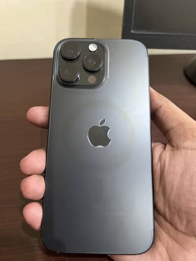 Apple iPhone 16 Pro Max
