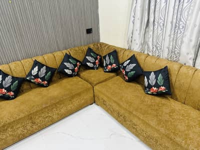 7 Seater Sofa Set – Excellent Condition