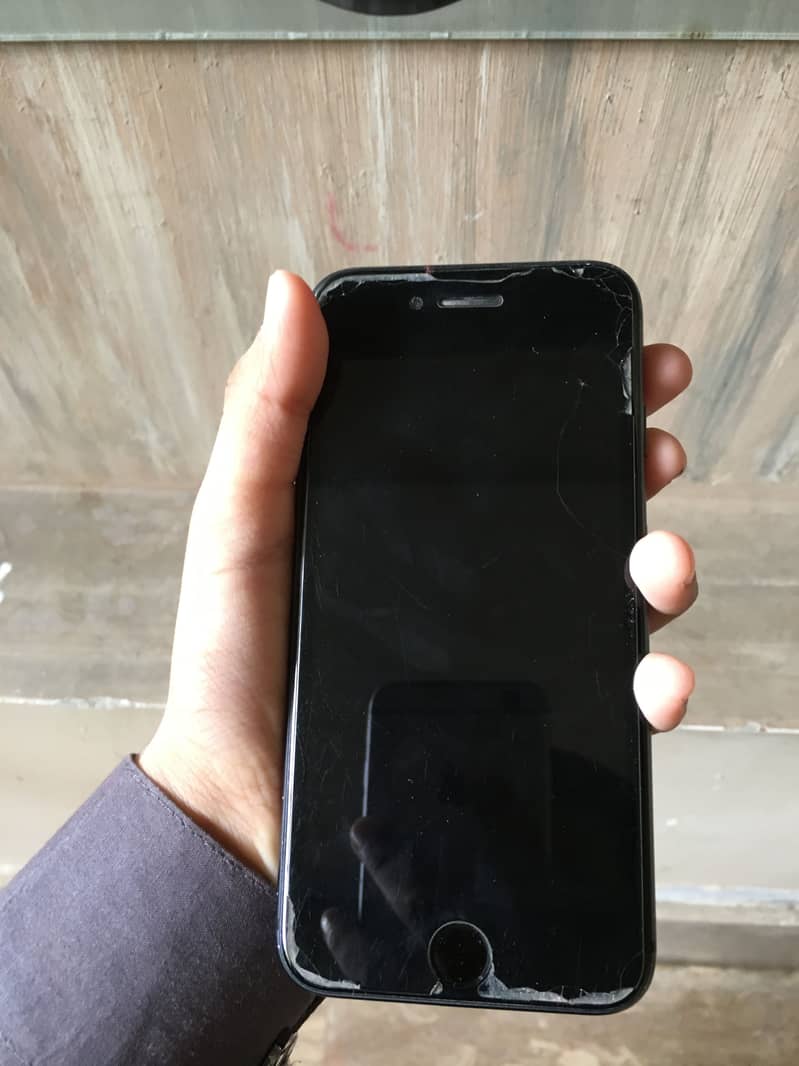 Apple iPhone 8 2
