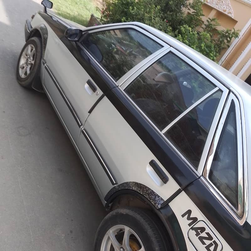 Mazda323 5