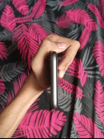 iphone 11 jv 64 gb reed add