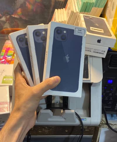 Apple iPhone 13