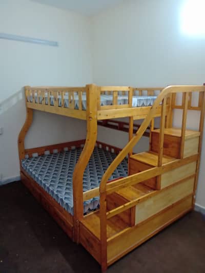 Bunk bed