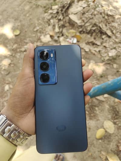 Itel City 100