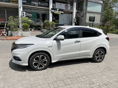 Honda Vezel Awd