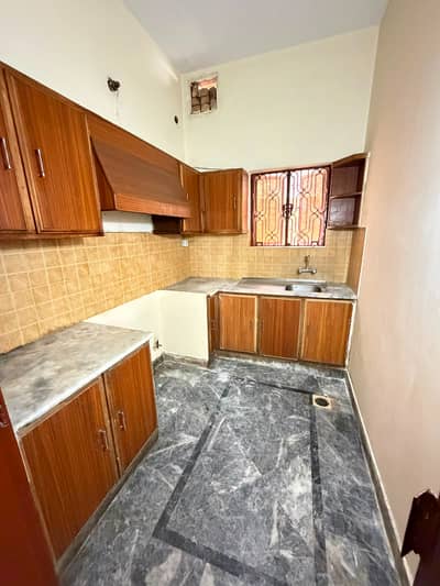 8 Marla single Storey Full House For Rent (opp cbd)