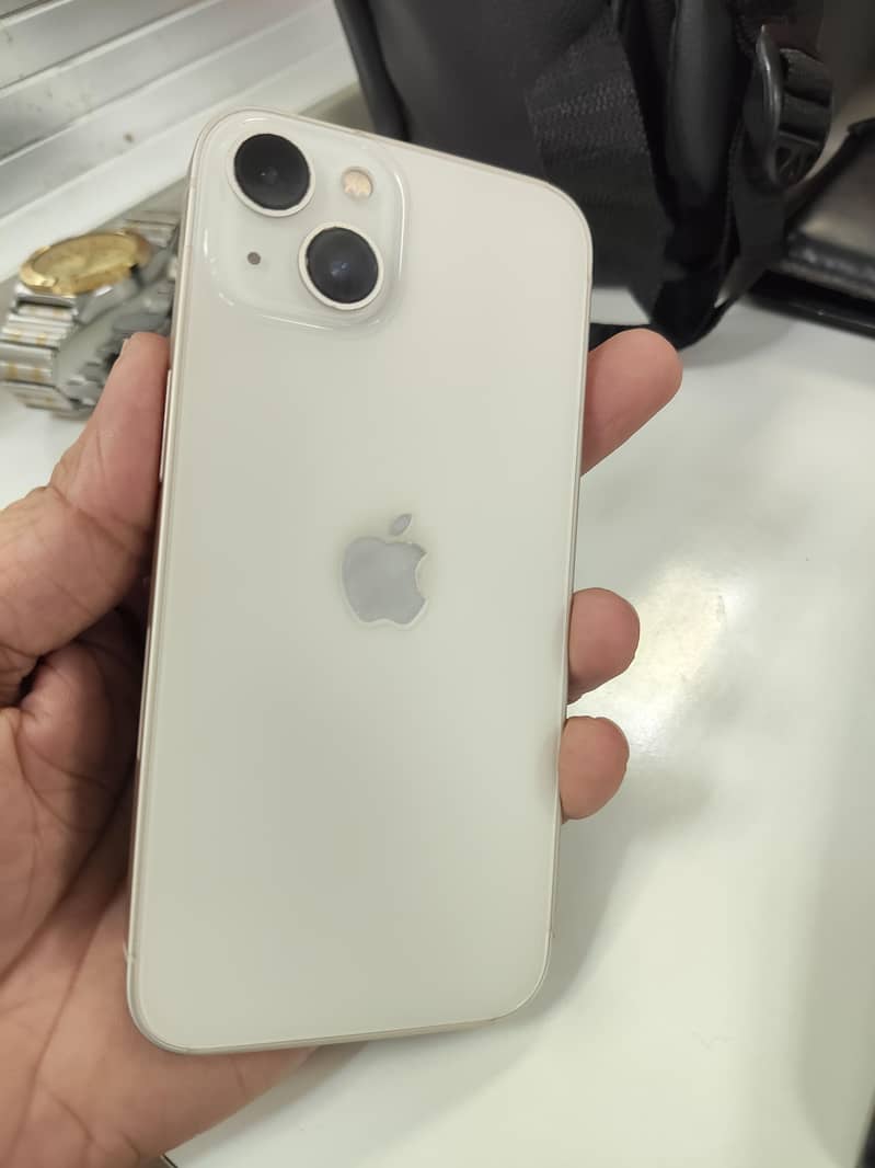 Apple iPhone 13 0