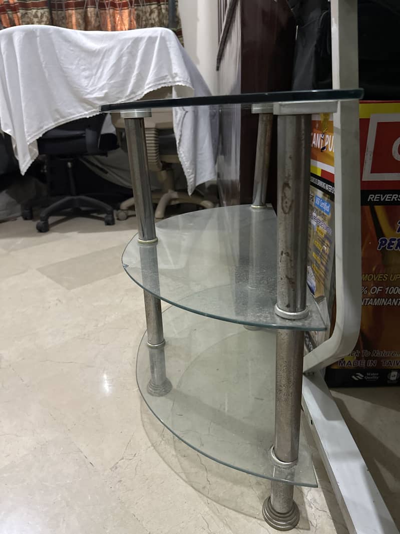 MIRROR 3 STEP CORNER TABLE 1